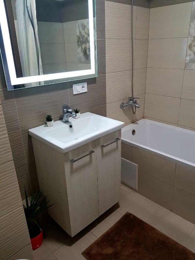 Стильные Аппартаменты На Новых Домах Kharkiv Extérieur photo