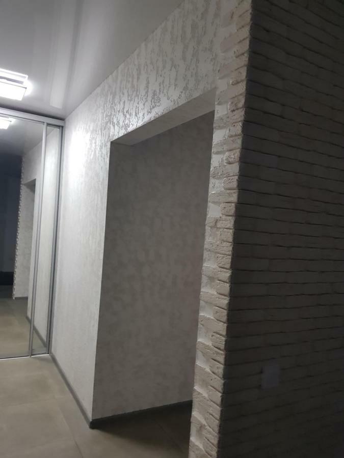 Стильные Аппартаменты На Новых Домах Kharkiv Extérieur photo